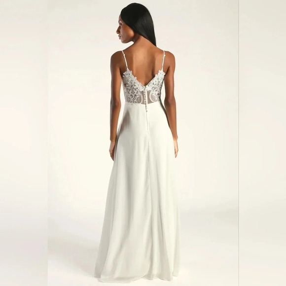 Lulu's Romantic Ways White Lace Button Back Maxi Dress S Wedding Bride Party - Picture 2 of 15